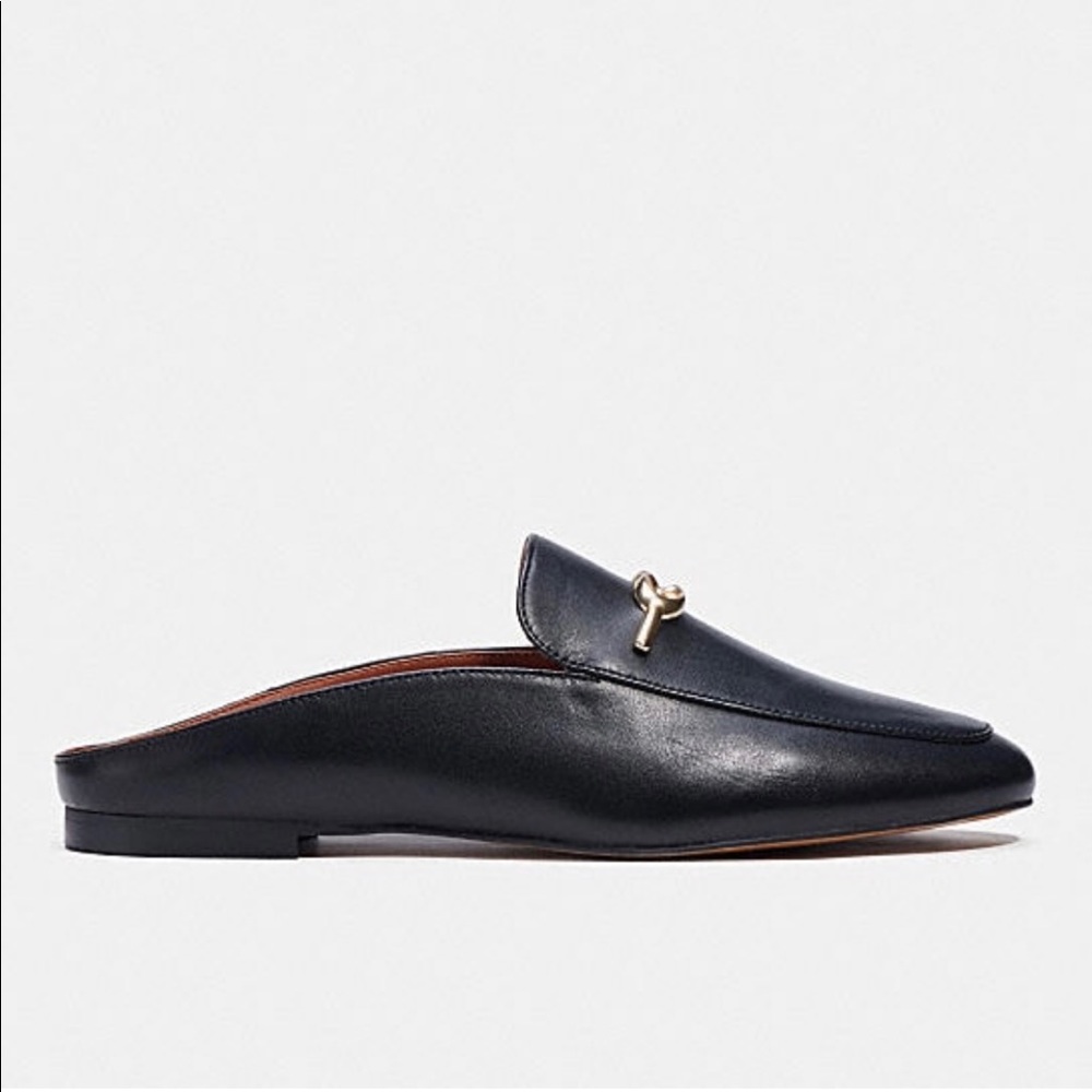 Woman’s coach sienna loafer